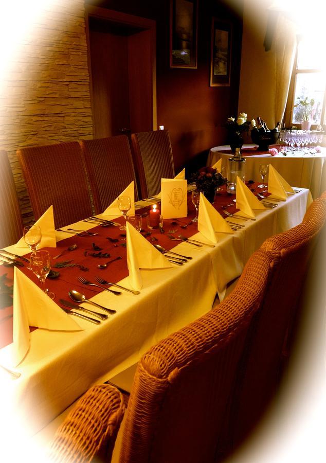 Landgasthaus Alter Posthof Halsenbach Esterno foto